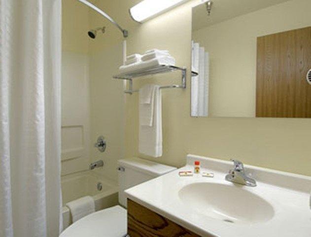 Hotel Super 8 By Wyndham Lexington Park/California Area Habitación foto